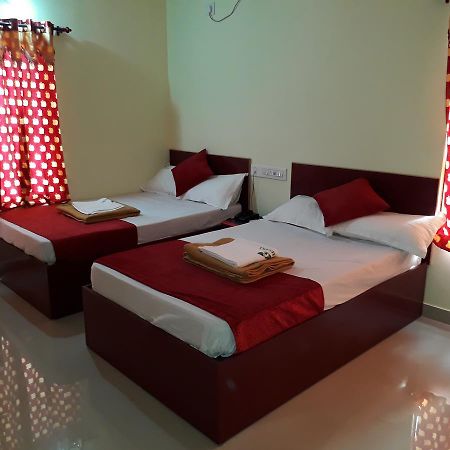 Hotel Ganga Residency Kuzhittura Dış mekan fotoğraf