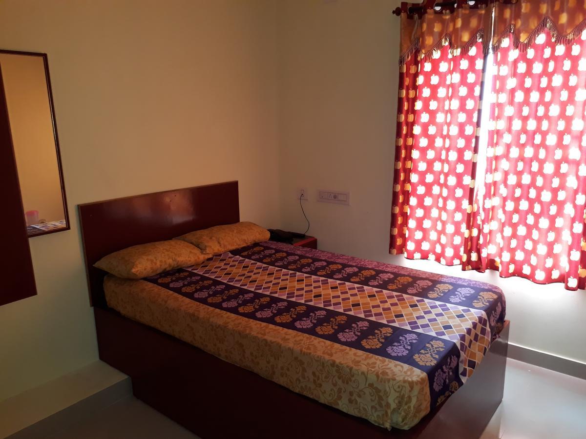 Hotel Ganga Residency Kuzhittura Dış mekan fotoğraf
